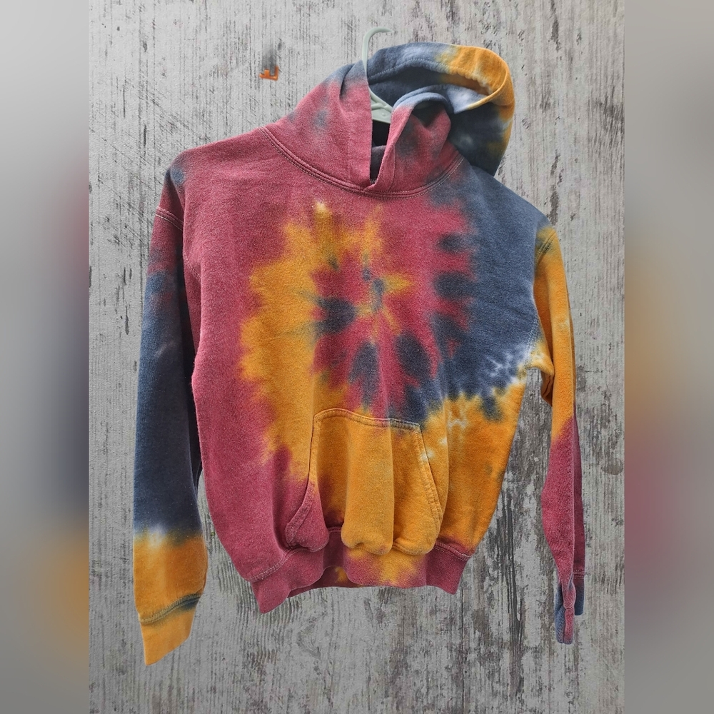Berzy tieDyed hoodie kids medium